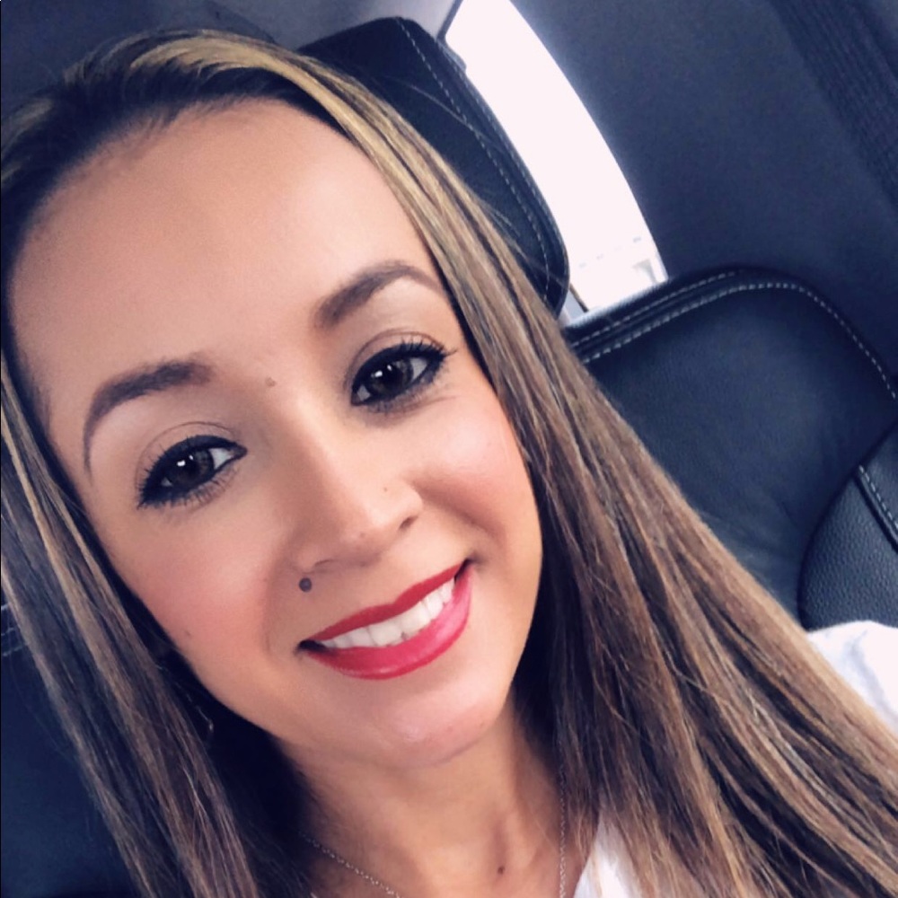 Meet your Posher, Vero